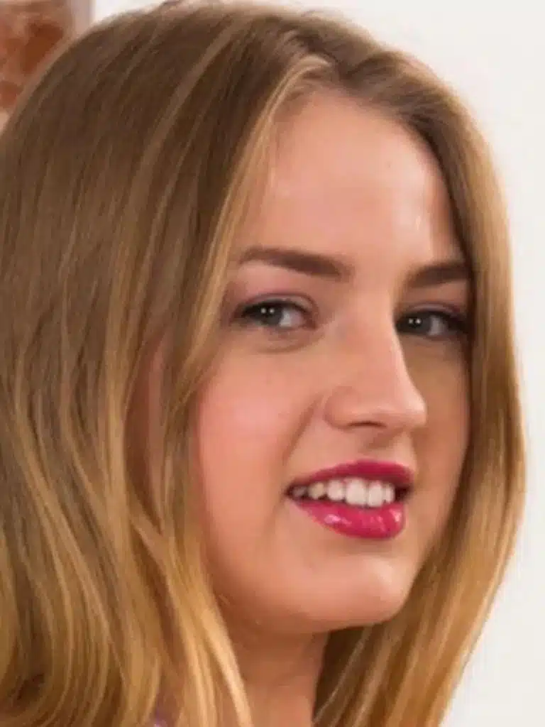 Milana Fox Biography: Wiki, Age, Career, Height, Weight, Boyfriend, Net Worth & More